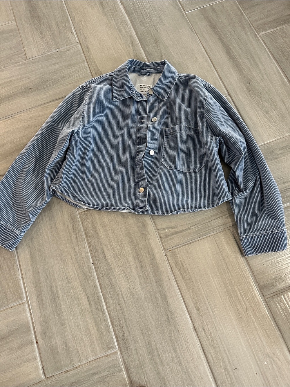 Dark Blue Corduroy Cropped Jacket with button sleeve EXCELLENT CONDITION